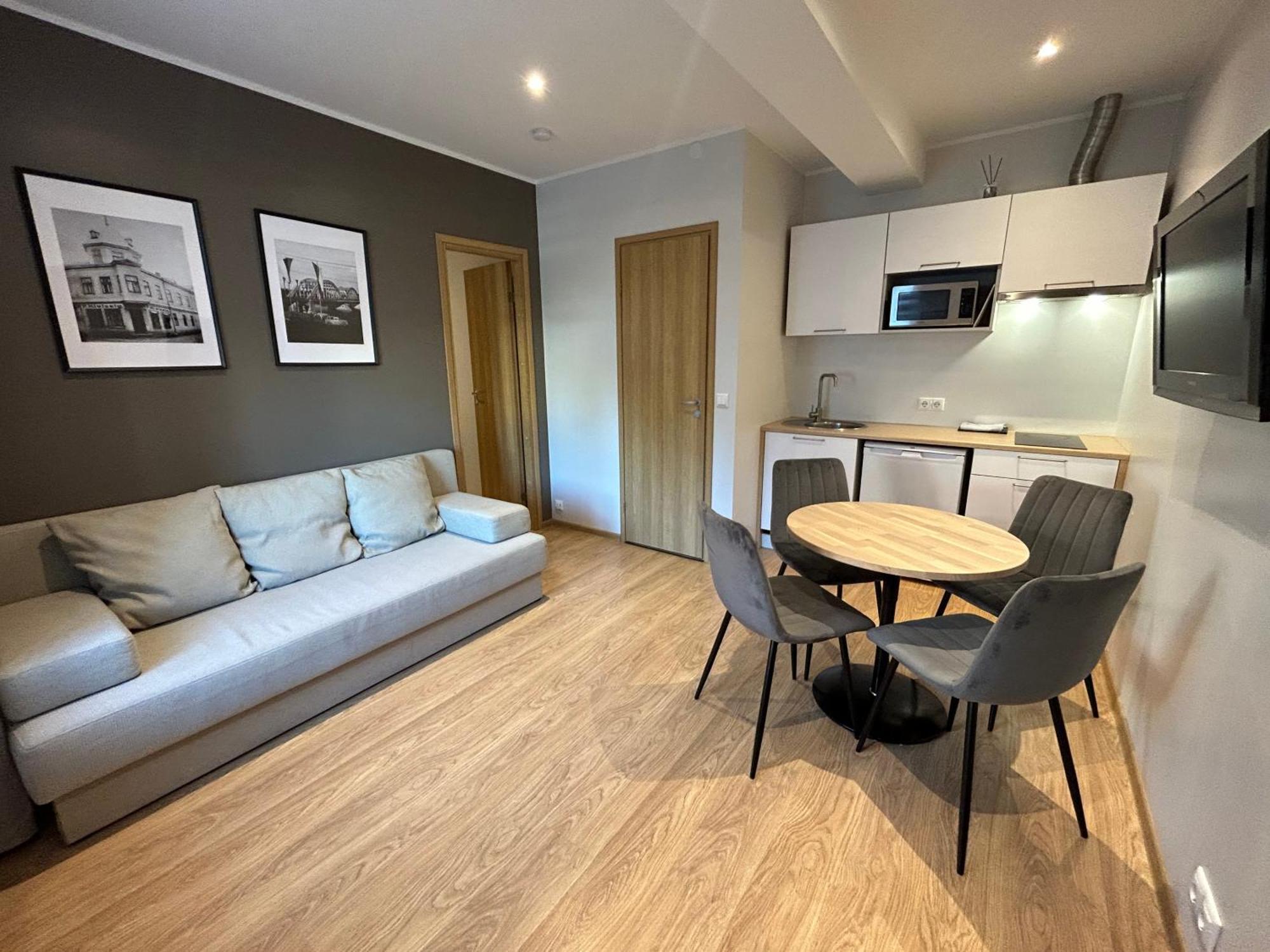 Jon'S 2 Apartments Pärnu Dış mekan fotoğraf